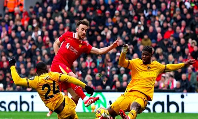 英超强力碰撞,精彩进球和门神扑救交替上演的简单介绍 英超强力碰撞,精彩进球和门神扑救交替上演的简单介绍