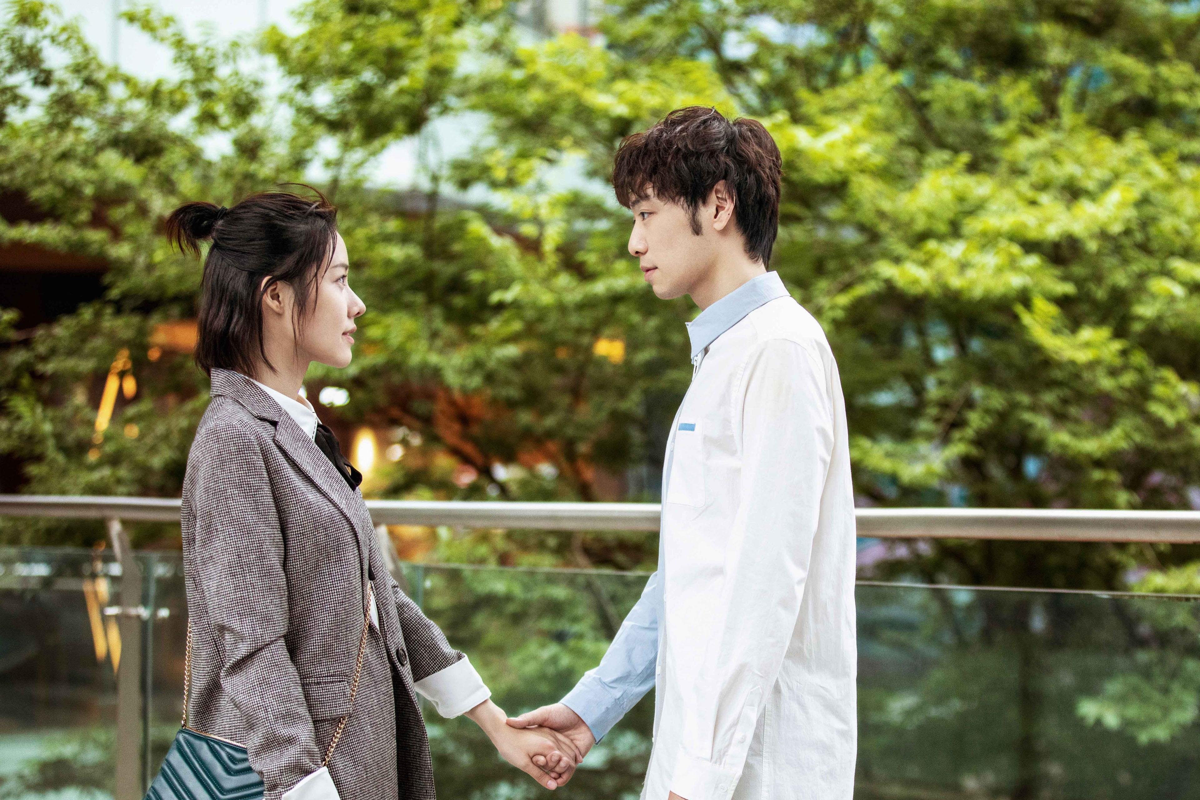 篮球教练员技术交流国际化深入推进，篮球教练技能展示