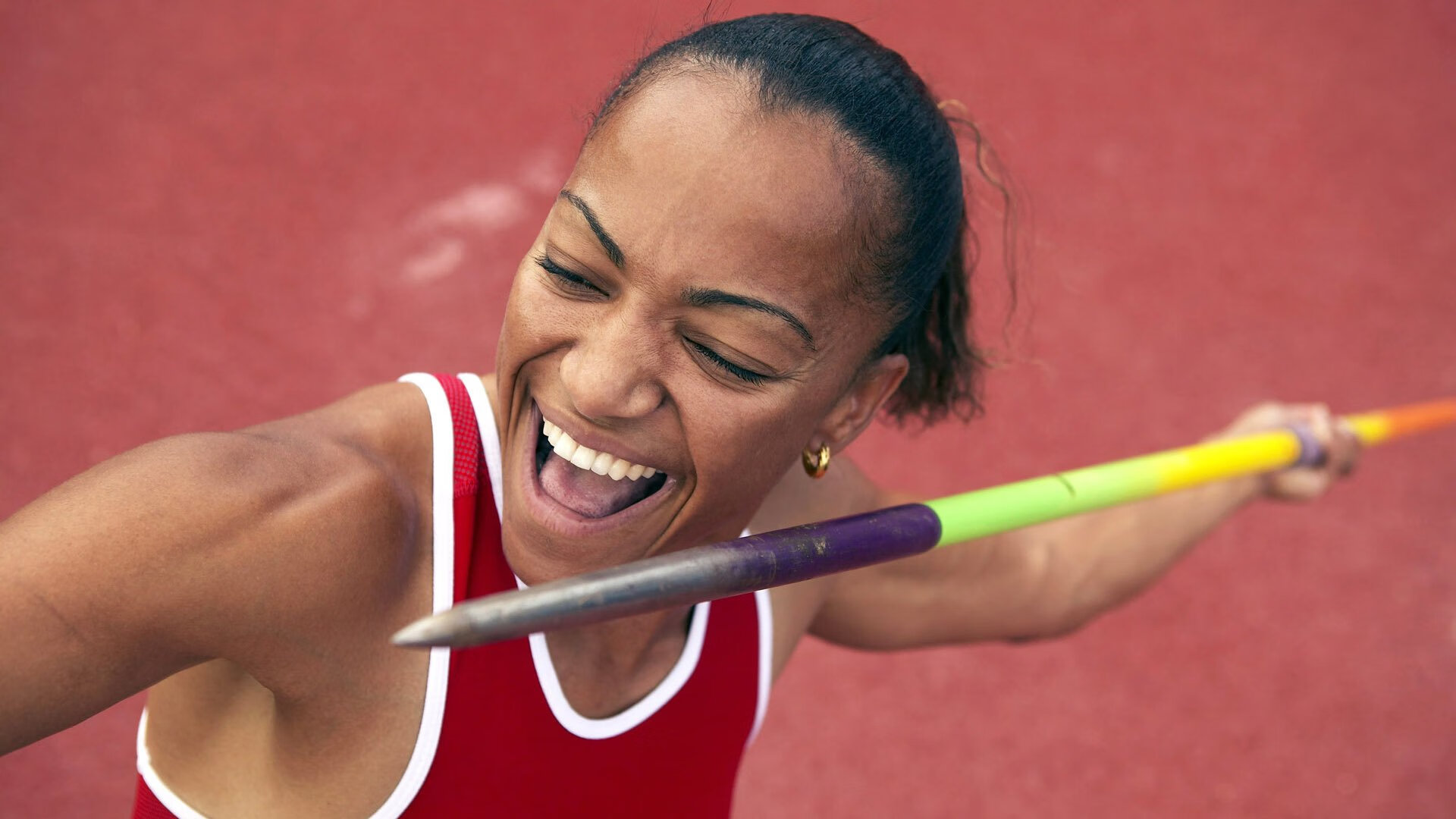 活塞马刺激烈交锋，抢分大战打破平淡，活塞74_81马刺